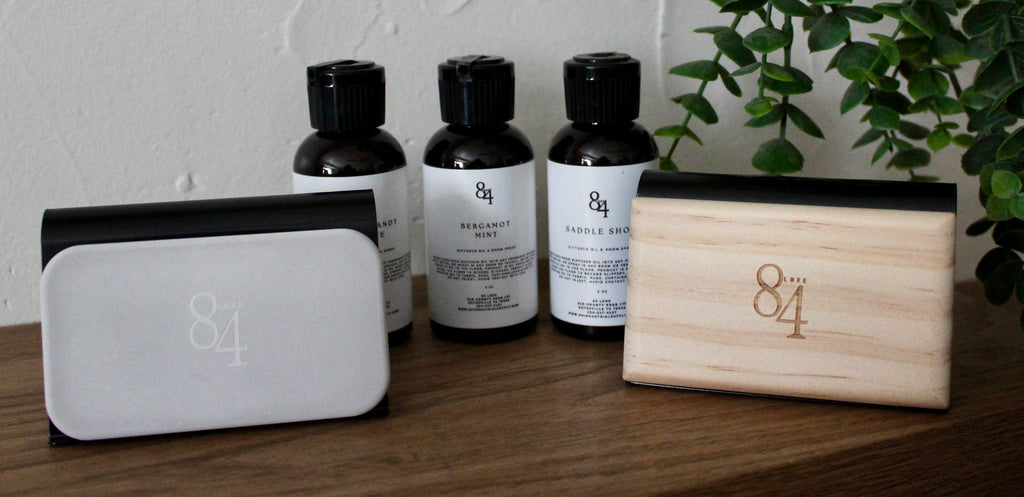 Luxury Stone or Wooden Visor Clip with 2oz bottle of Diffuser Oil